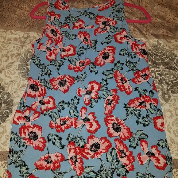 BNWOT c & e blouse - Picture 2 of 7